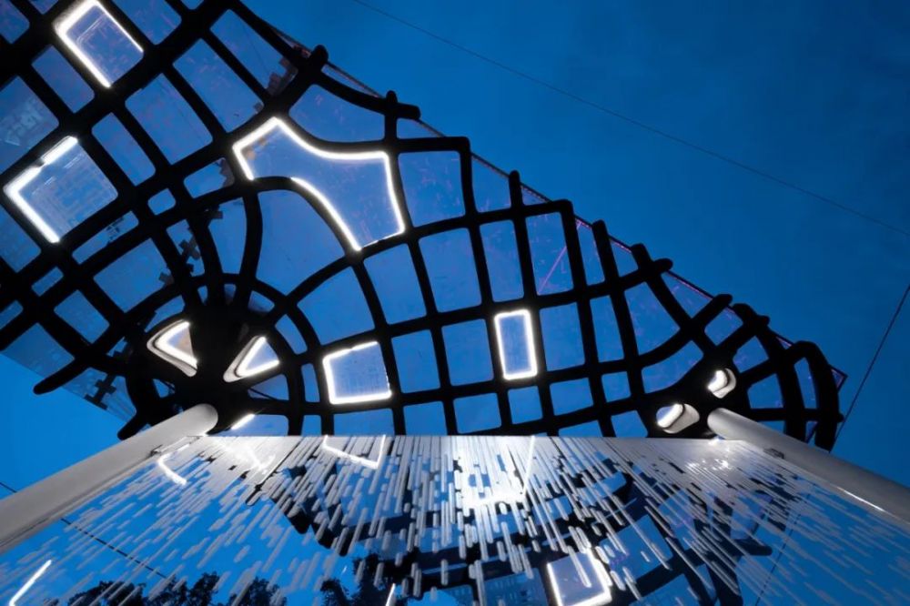 2010年的今天……