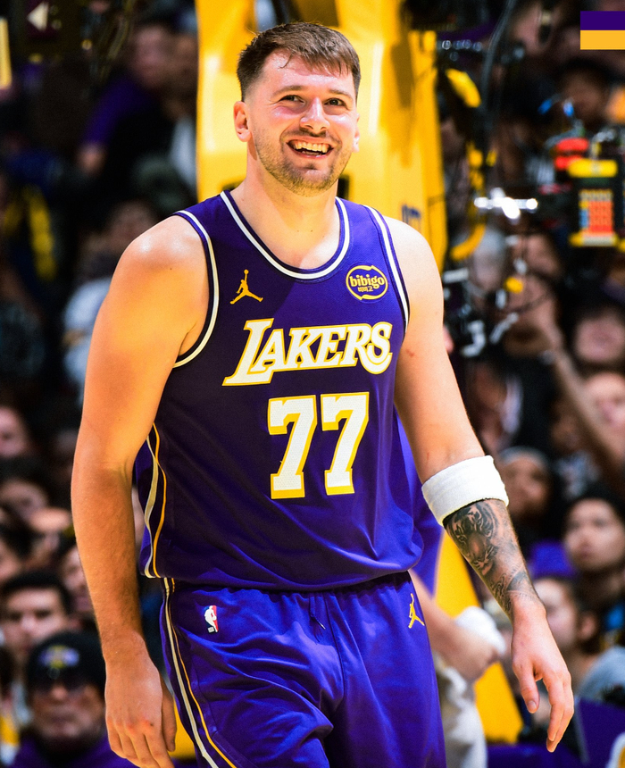 东契奇单节13分率队大胜火箭 创造多项历史纪录