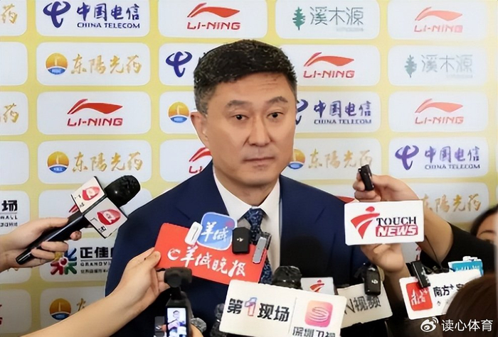 广东宏远遭江苏逆转绝杀 杜锋缺席复盘引争议