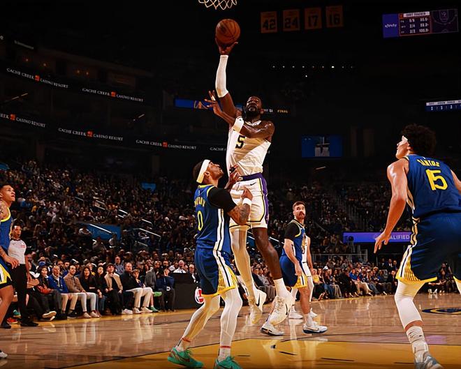 湖人8连胜终结热火三连败 艾顿低迷成关键转折点