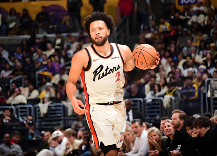 活塞三月战绩波动暴露外线短板，季后赛前景堪