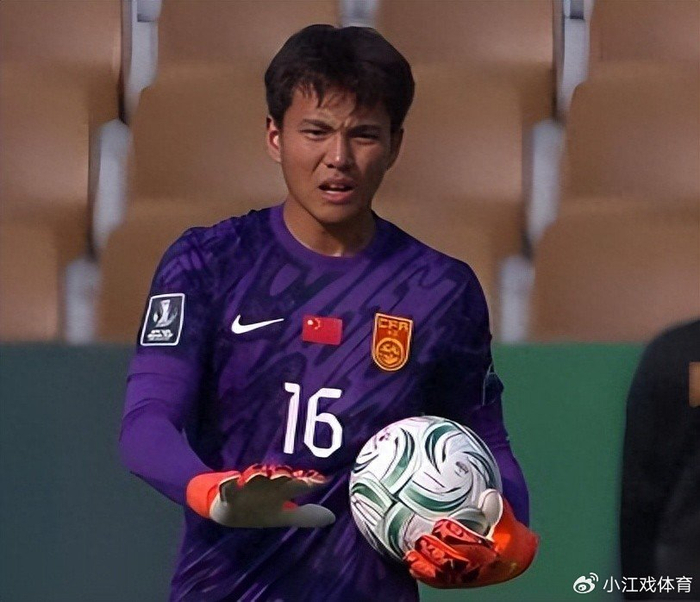 李昊获亚足联力挺或成国足新门将 鲁能门将位置